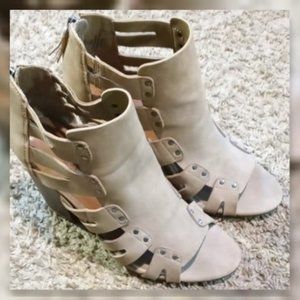 Indigo Rd Women's Heeled Sandal